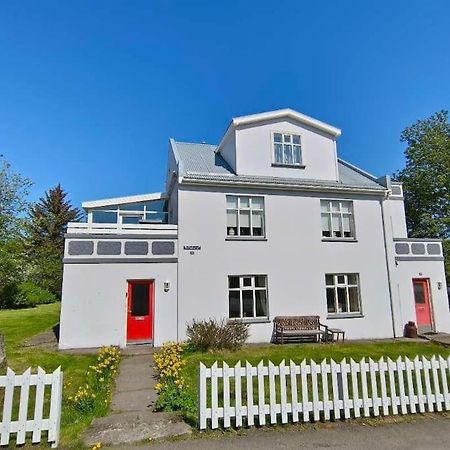Spacious Apartment -Top Location Akureyri Exterior photo